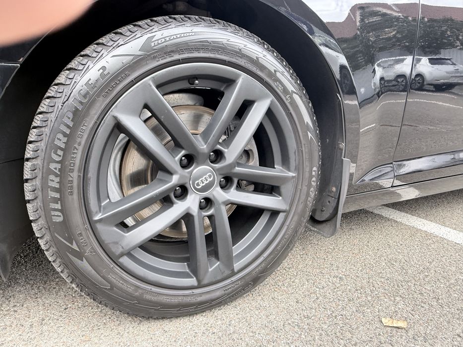 Продам власний автомобіль  Audi A4 b9