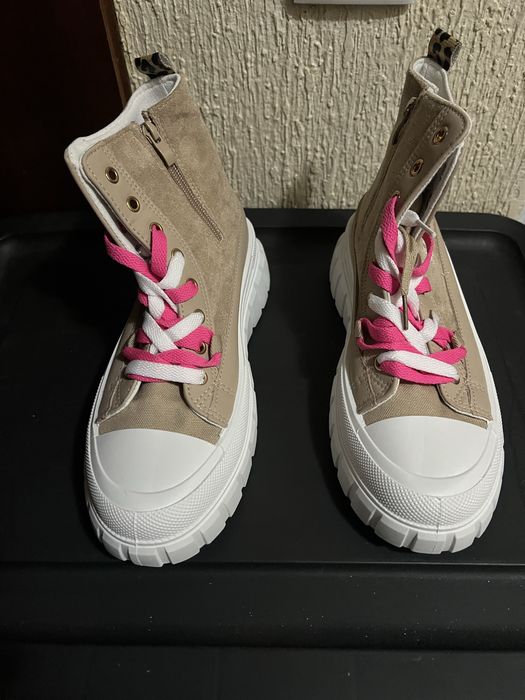 Tenis bota n 39 beges