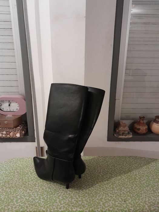 Vendo Botas de Senhora SHEIN muito bonitas como novas