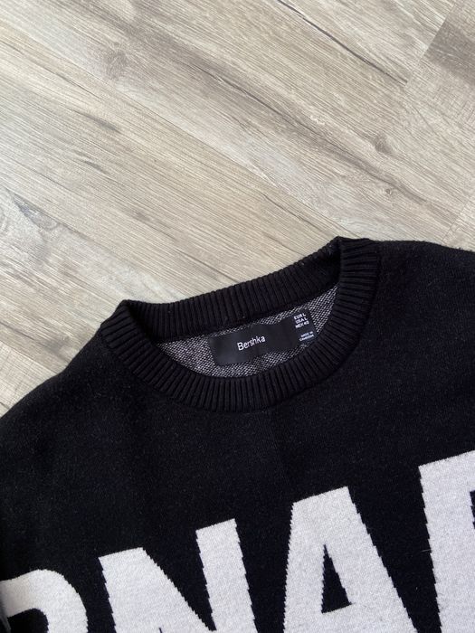 Светр. Bershka. L. Стан новий.