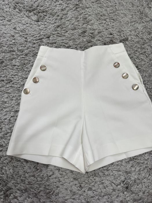 Шорти        Zara