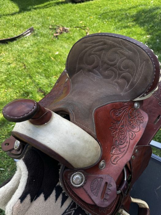 Kompletny zestaw westernowy Red Horns Texas Saddlers + osprzęt, pady