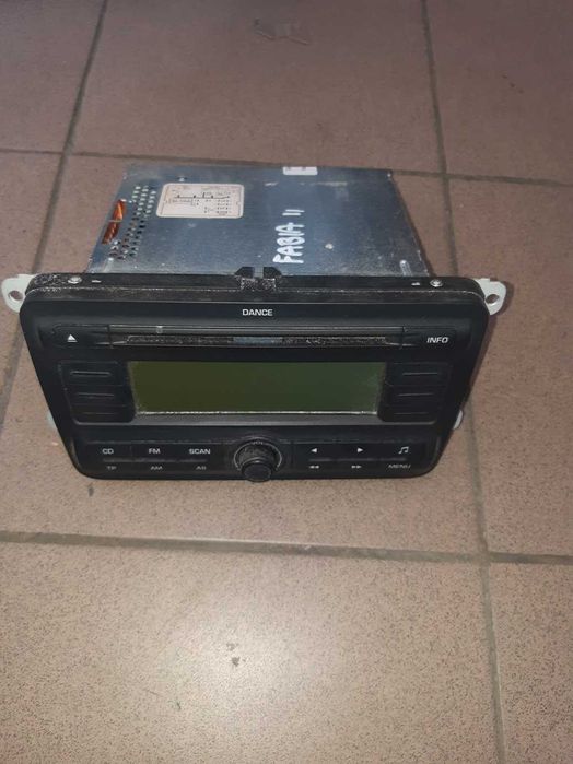 Roomster Fabia 2 II - radio fabryczne DANCE