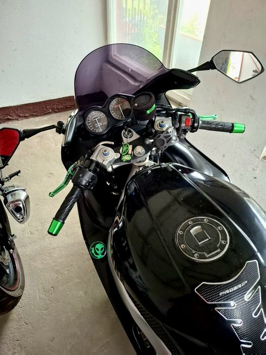 Yamaha  YZF  600