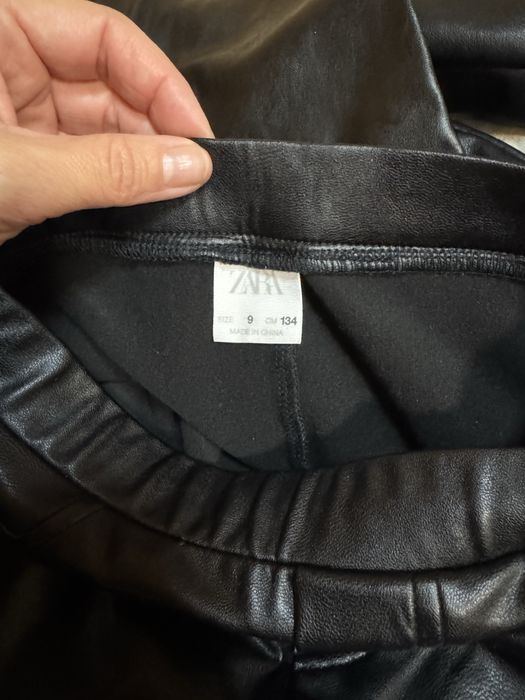 Шкіряна куртка косуха і штани Zara