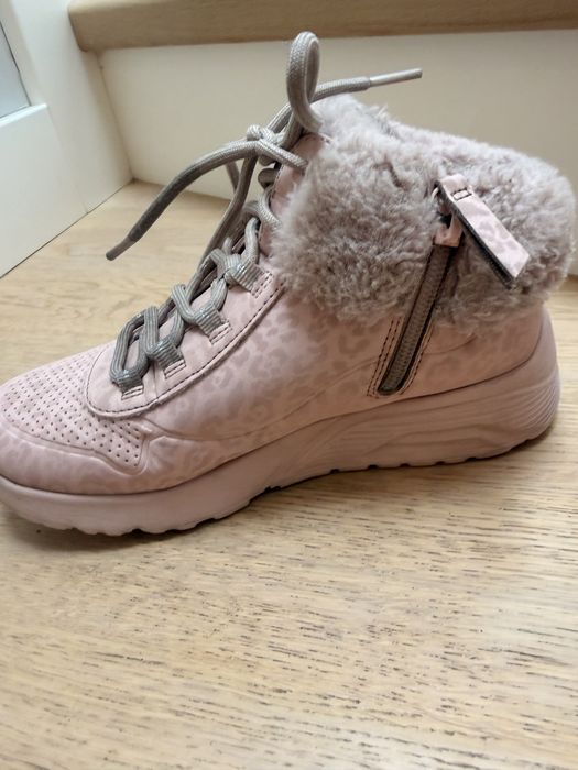 Демісезонні чоботи для дівчинки Skechers 31 р. Устілка 21 см