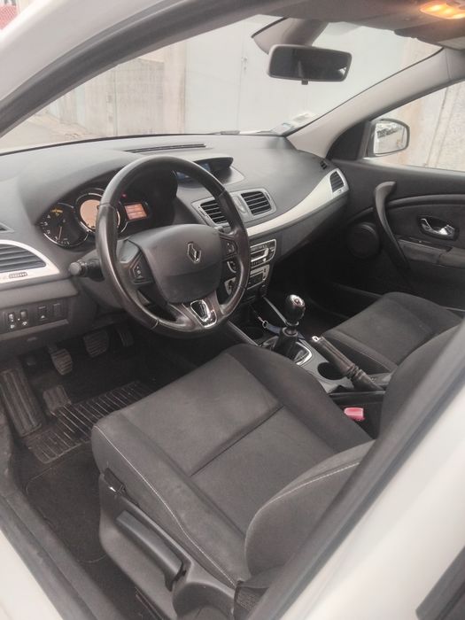 Vendo renault megane 3  1.5 dci de 2014