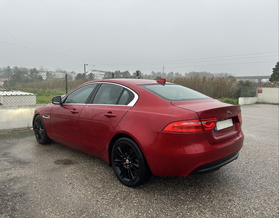 Jaguar XE 2.0D Prestige Caixa Automatica Aceito Retoma