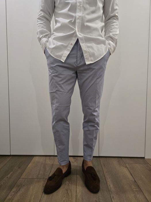 Varios pares de calcas slim fit homem tamanhos  42 e 44