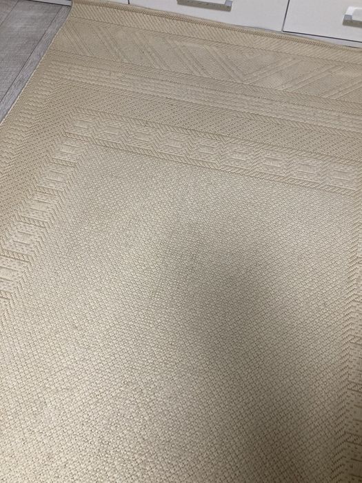 Килим і дві доріжки