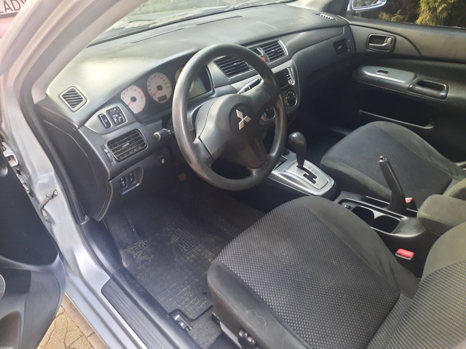 Mitsubishi Lancer 1.6 АВТОМАТ