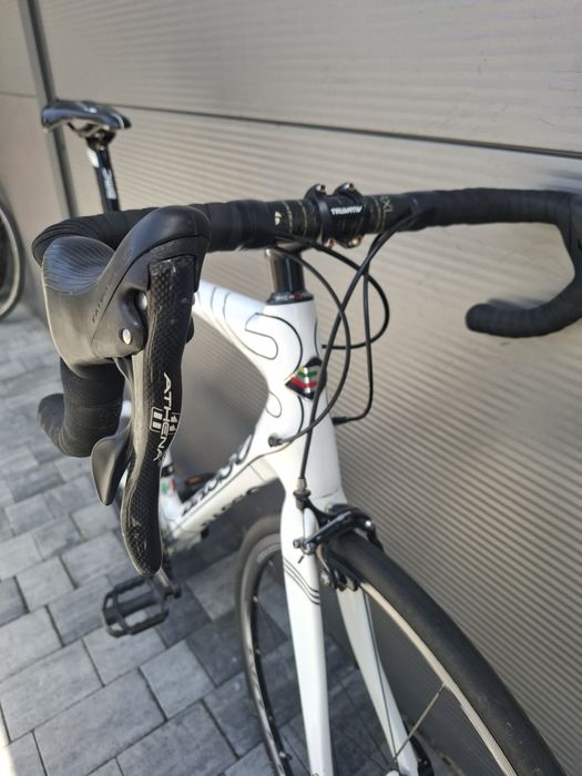 Rower szosowy szosa Basso Astra Italian karbon ultralekki pełna grupa Campagnolo Athena r. 58 koła Fulcrum Racing 3