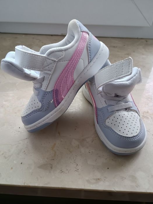 Buty dziecięce używane