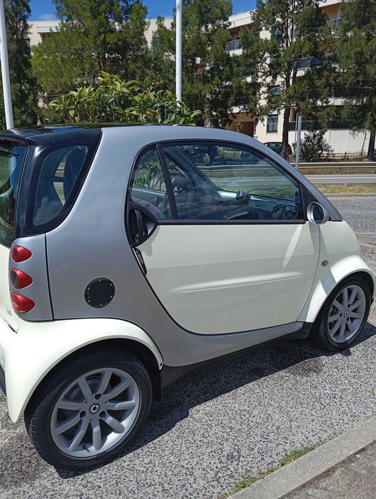 SMART FORTWO (Citadino) usado em muito bom estado