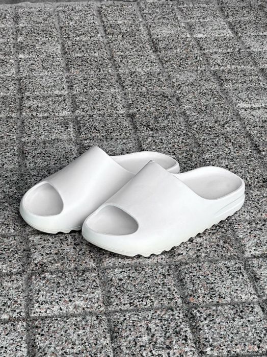 Мужские Шлепки Adidas Yeezy Slide, yezzy slide, изи слайд, шльопанці чоловічі