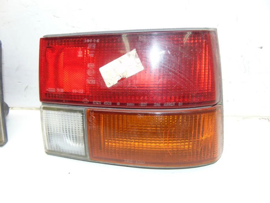 Nissan Micra K10 farolins