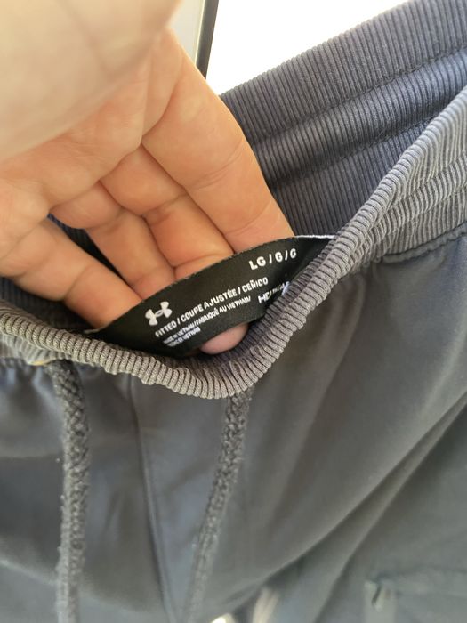 Штаны бренда Under Armour