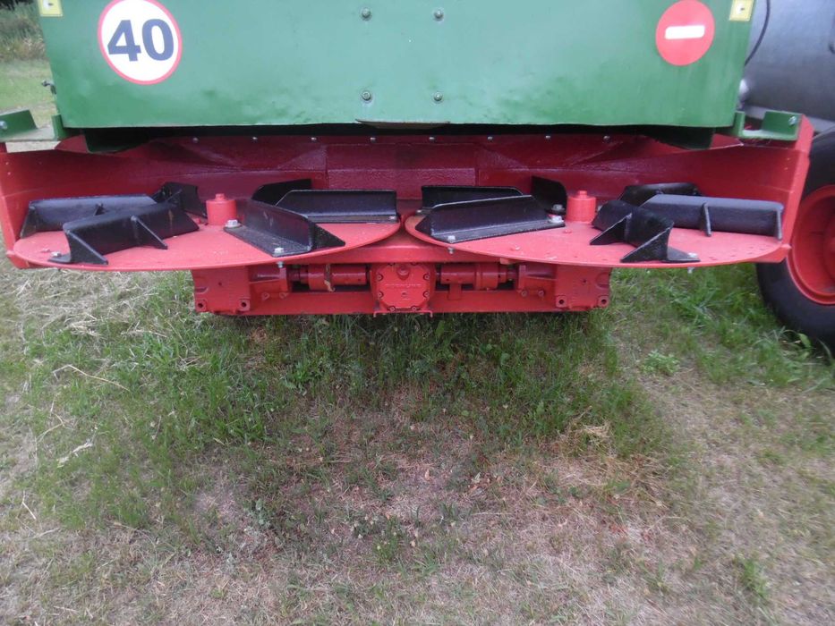 Rozsiewacz wapna i pomiotu  ,Tebbe' 14ton