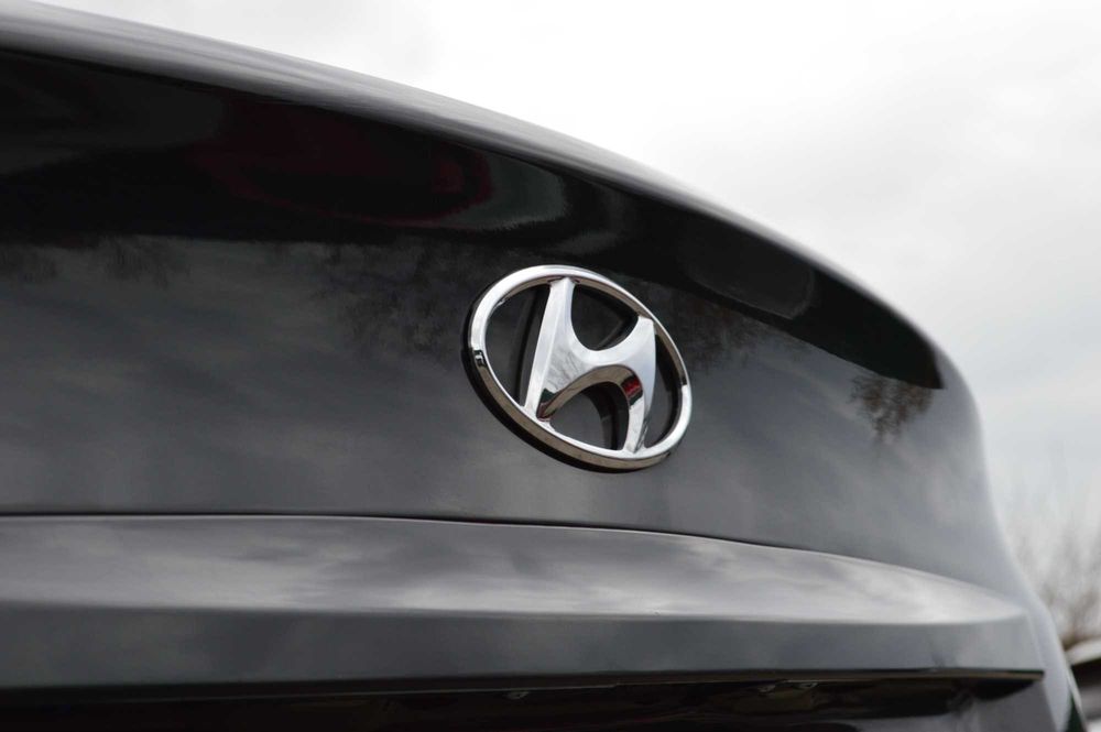 Hyundai Accent 2018 року 1.4 газ/бегзин