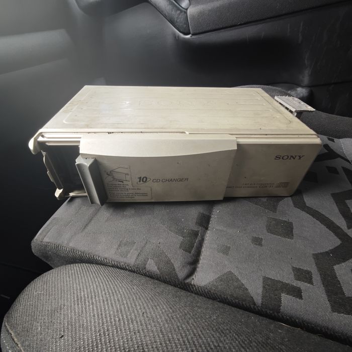 caixa cds changer sony cdx 51