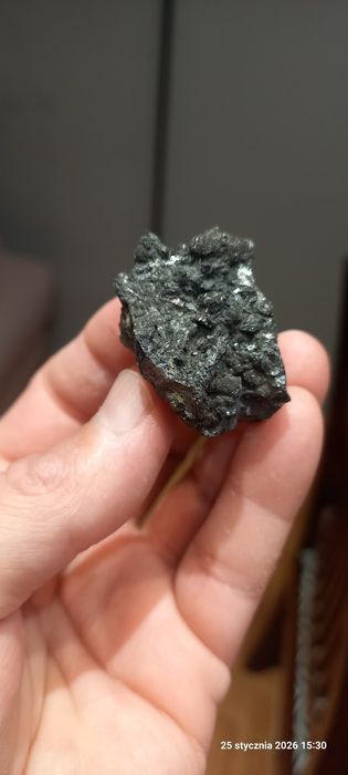 Minerały skamieniałości antymonit
