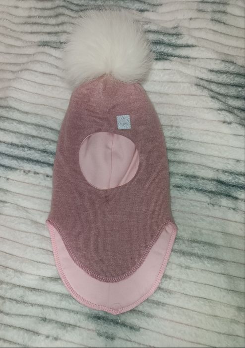 Шапка шолом для дівчинки