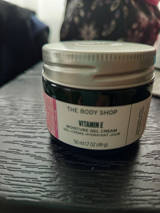 Krem do twarzy witam E THE Body shop