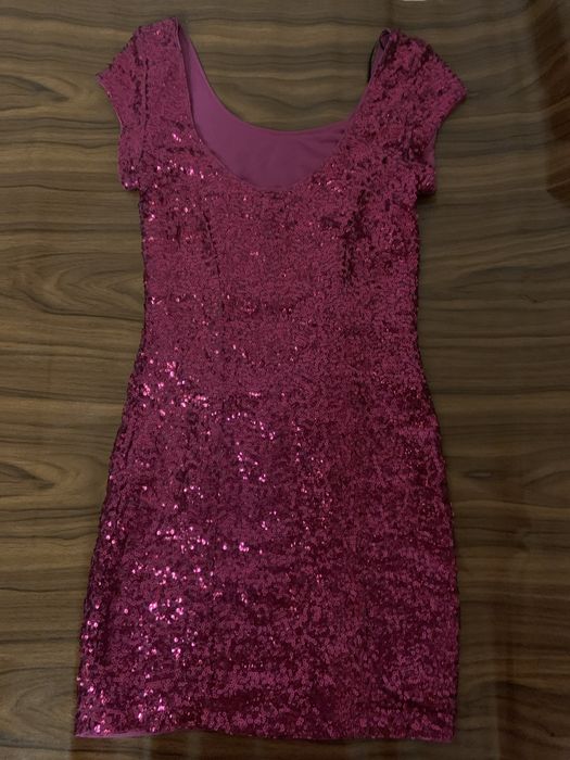 Сукня Divided H&M 34/ XS  160/80 рожева з паєтками нове