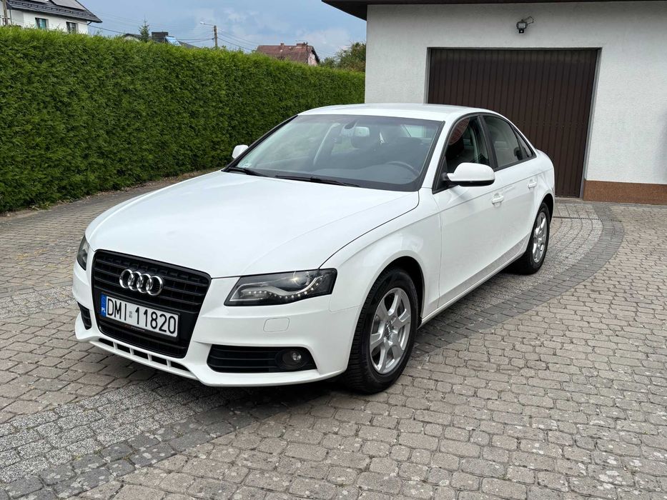 AUDI A4 B8 2.0 TDI 2009 SEDAN 170 KM