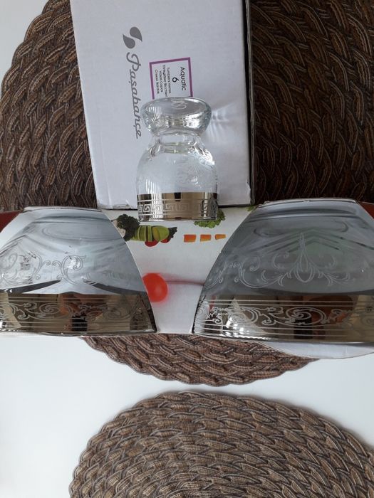 Komplet ekskluzywnego szkła Pasabahce.