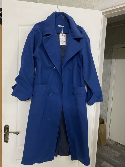 Продаю пальта 2 . стан Новий