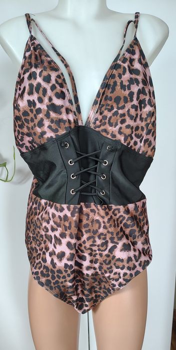Jednoczęściowy strój kąpielowy plus size panterka rozmiar 48