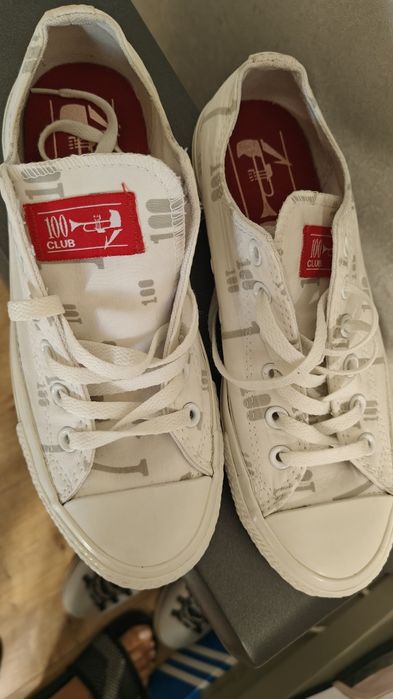 Продам кеди б/у converse