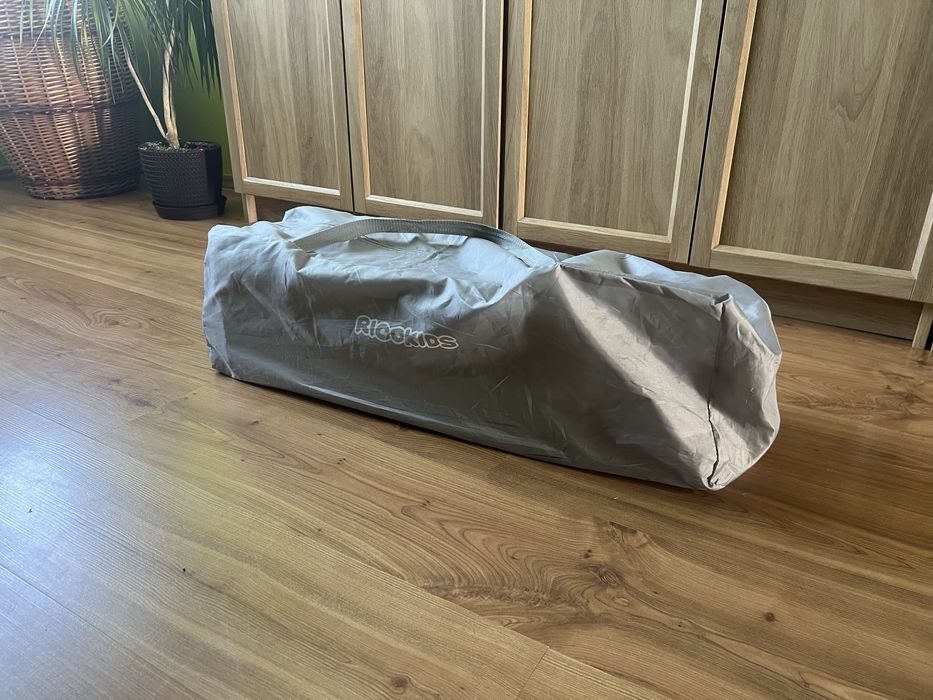 Łóżeczko turystyczne