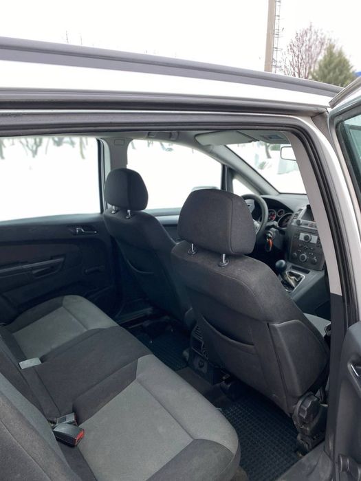 Opel Zafira 2007р 1,9tdi 7 місць механіка 6 ступка в ідеальному стані