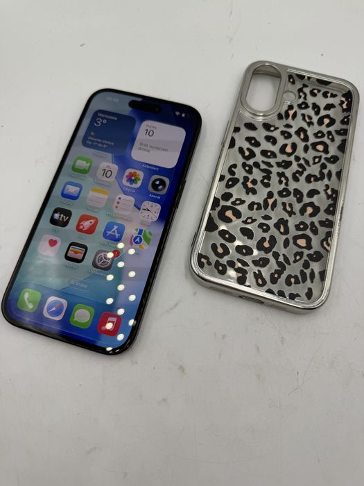 Smartfon iPhone 16 128GB, bateria 92%, bdb stan, Bez blokad