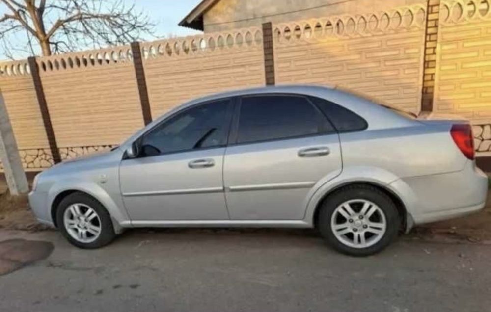 Здам авто на автоматі в оренду.