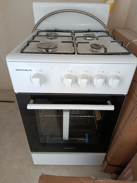 Плита Grunhelm G4F5600W