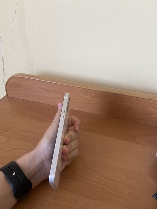 Telefon Iphone 12 64 GB 88%