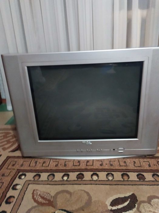Продам телевизор б/у