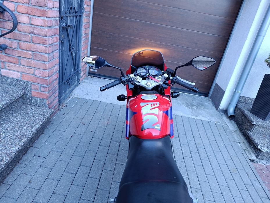 Honda CBR125 Transport