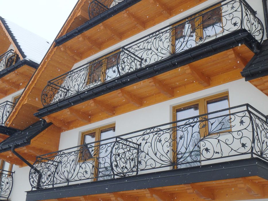 Balustrady kute - zewnętrzne i wewnętrzne