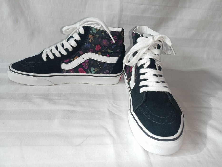 Vans roz. 38 - dł. wkł. 24 cm- skóra- stan bdb