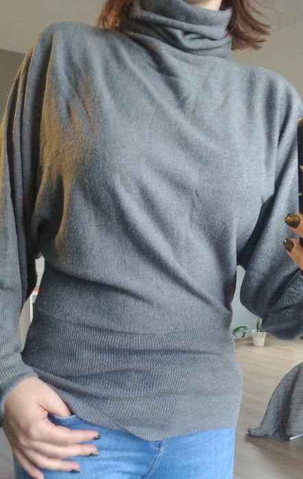 Sweter golf nietoperzowy