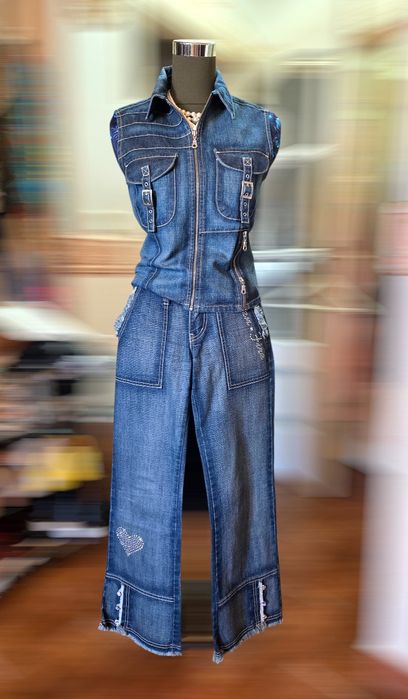 Belíssimo conjunto Jeans Mulher Coração. Medidas nas fotos