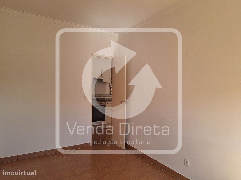 Apartamento T1 nos Casquilhos, Barreiro.