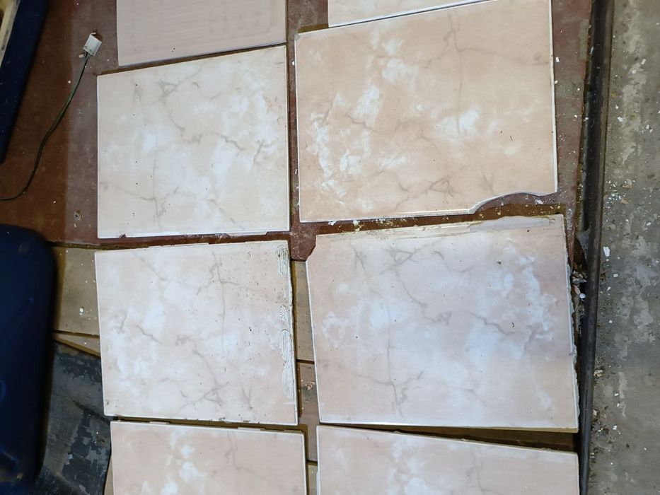 Плитка  керамічна  20х25   б/у залишки