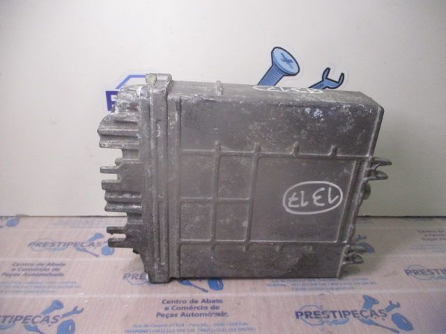 Centralina motor / ECU AUDI A4 Avant (8D5, B5)