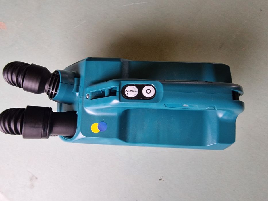 Makita DCL184 18V odkurzacz