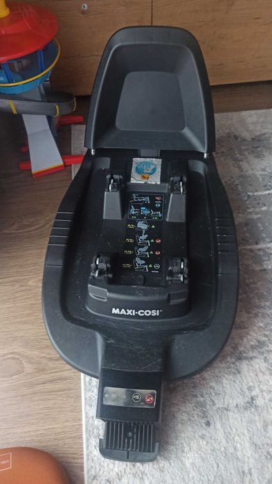 Fotelik Maxi-Cosi Pearl Pro2 i-Size + baza